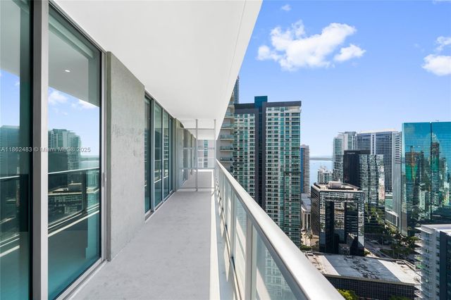 1111 SW 1st Ave 3719-N, Miami, FL 33130