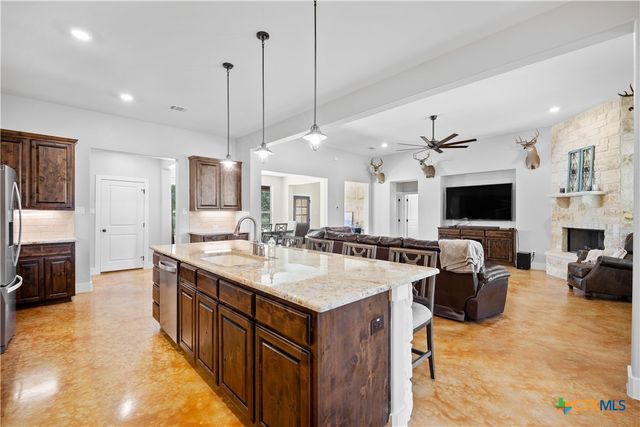 6200 Solana Ranch Rd, Salado, TX 76571