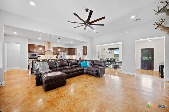 6200 Solana Ranch Rd, Salado, TX 76571