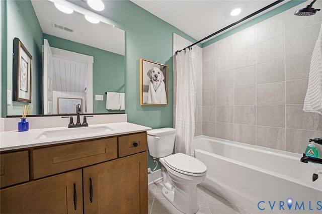 19000 Palisades Rdg, Moseley, VA 23120