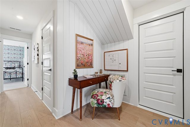 19000 Palisades Rdg, Moseley, VA 23120