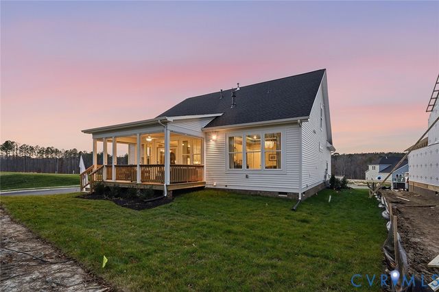 19000 Palisades Rdg, Moseley, VA 23120