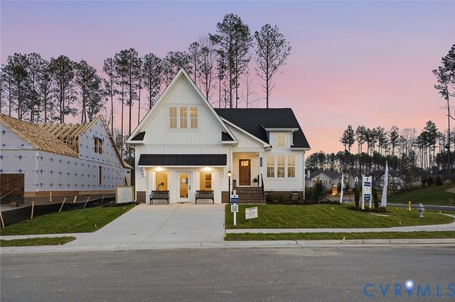 19000 Palisades Rdg, Moseley, VA 23120