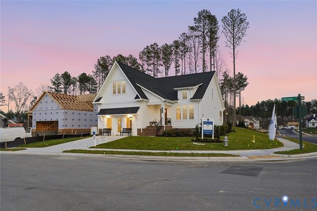 19000 Palisades Rdg, Moseley, VA 23120