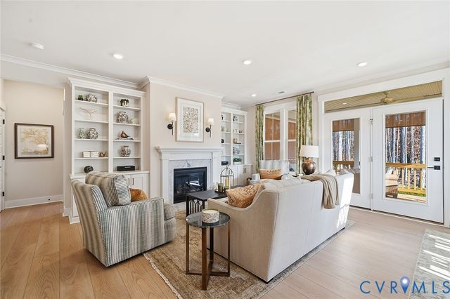 19000 Palisades Rdg, Moseley, VA 23120