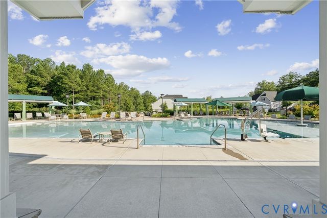 19000 Palisades Rdg, Moseley, VA 23120