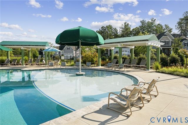 19000 Palisades Rdg, Moseley, VA 23120