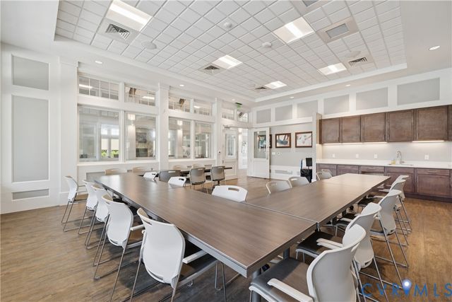 19000 Palisades Rdg, Moseley, VA 23120