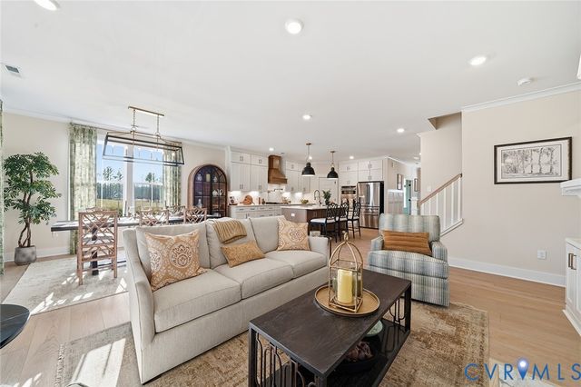 19000 Palisades Rdg, Moseley, VA 23120