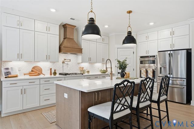 19000 Palisades Rdg, Moseley, VA 23120