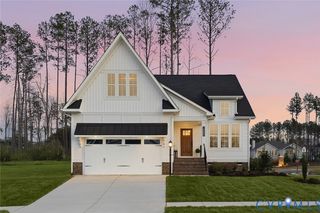 19000 Palisades Rdg, Moseley, VA 23120