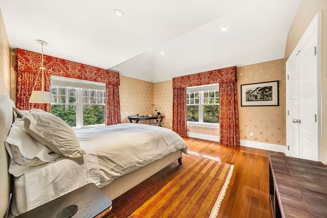 23 Inverness Rd, Wellesley, MA 02481