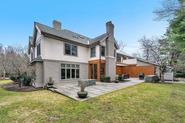23 Inverness Rd, Wellesley, MA 02481