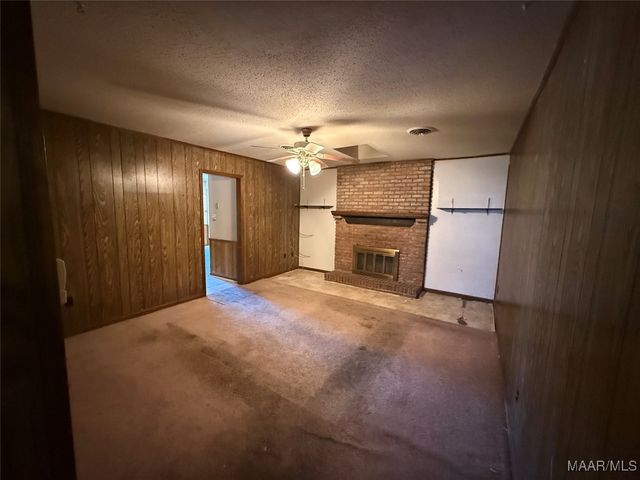 212 W Vanderbilt Loop, Montgomery, AL 36109