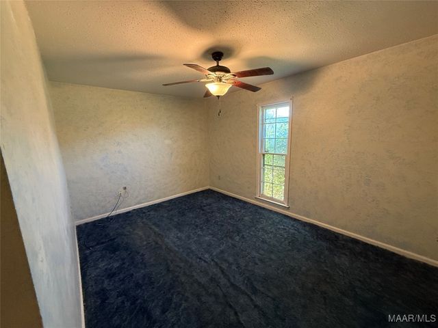 212 W Vanderbilt Loop, Montgomery, AL 36109