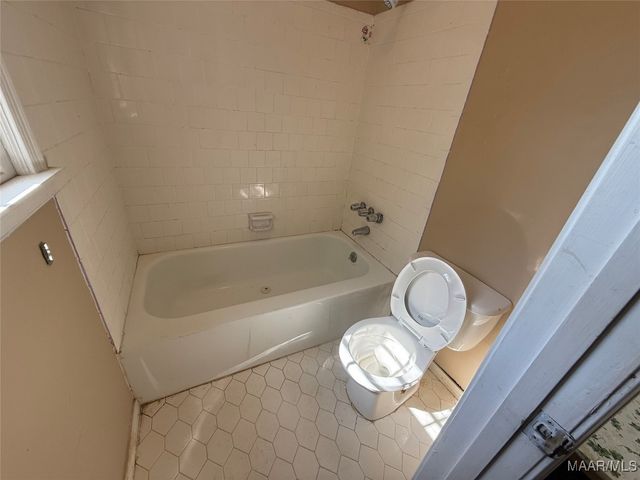 212 W Vanderbilt Loop, Montgomery, AL 36109