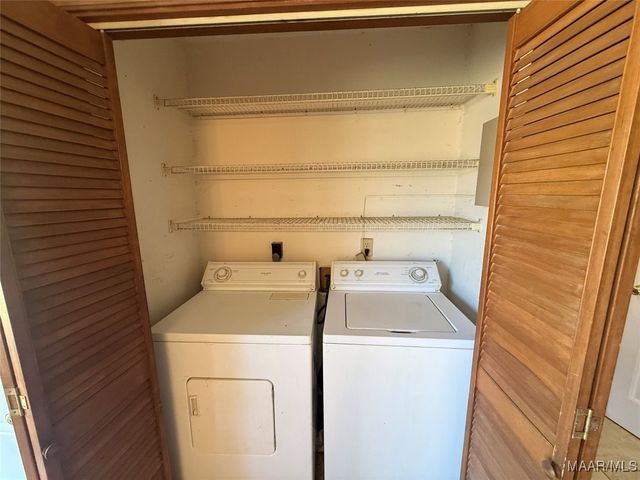 212 W Vanderbilt Loop, Montgomery, AL 36109