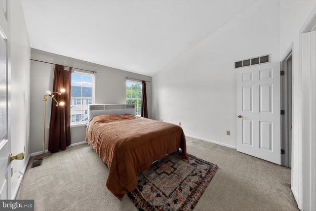 15 ANN MARIE CT, Newark, DE 19702