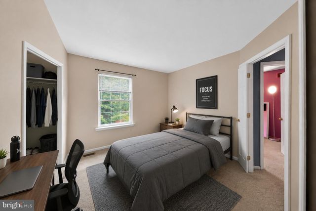 15 ANN MARIE CT, Newark, DE 19702