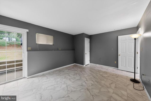 15 ANN MARIE CT, Newark, DE 19702