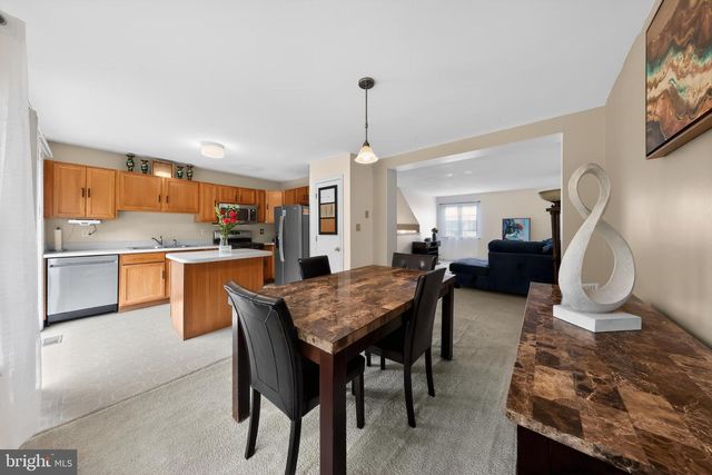 15 ANN MARIE CT, Newark, DE 19702