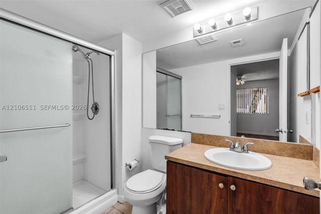 3229 Coral Lake Dr 3229, Coral Springs, FL 33065