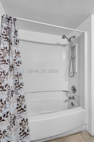 3229 Coral Lake Dr 3229, Coral Springs, FL 33065