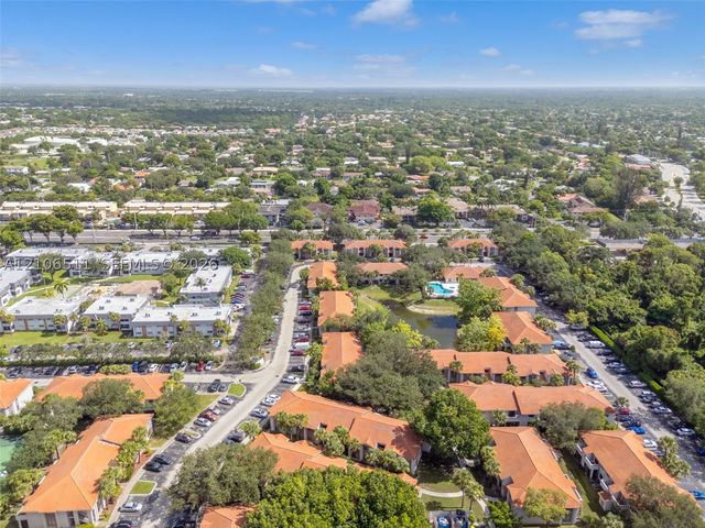 3229 Coral Lake Dr 3229, Coral Springs, FL 33065
