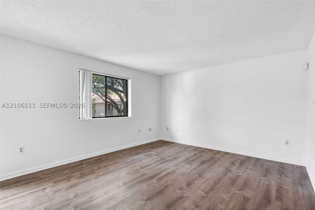 3229 Coral Lake Dr 3229, Coral Springs, FL 33065