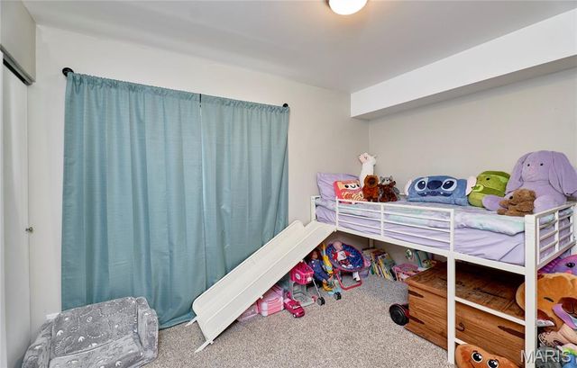 7 Fairways Circle E, St Charles, MO 63303