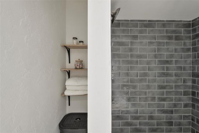 1215 Forsythe Lane, Houston, TX 77073