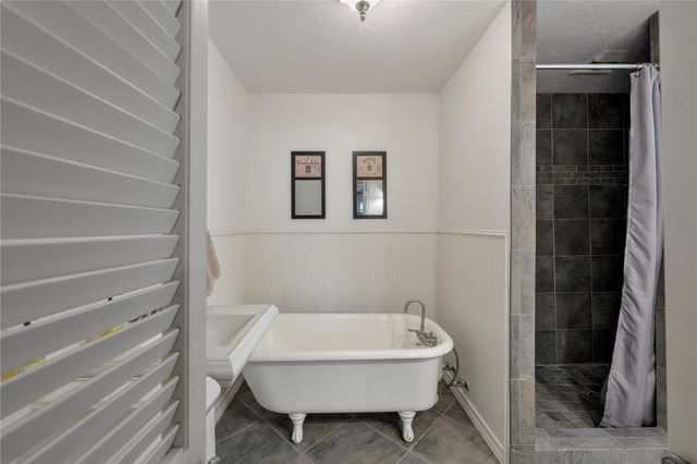 1215 Forsythe Lane, Houston, TX 77073