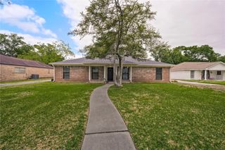 1215 Forsythe Lane, Houston, TX 77073