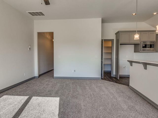 9408 NW 88th Street, Yukon, OK 73099