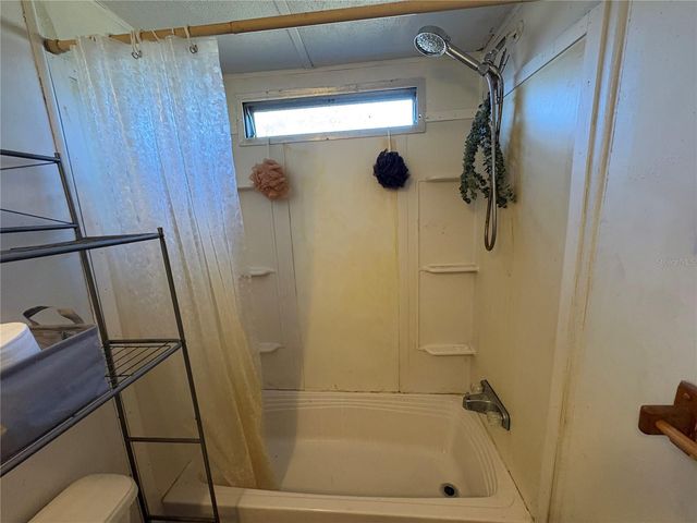 41700 SHADOW, Deland, FL 32720