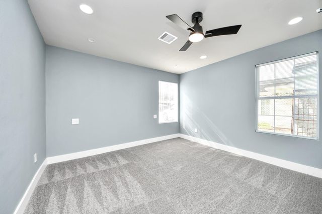 7338 Hurtgen Forest Road, Houston, TX 77033