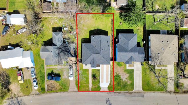 7338 Hurtgen Forest Road, Houston, TX 77033
