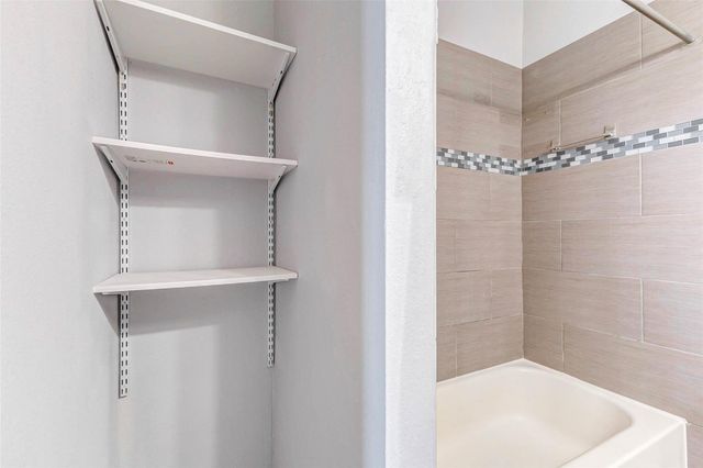 1606 Ruthven Street, Houston, TX 77019