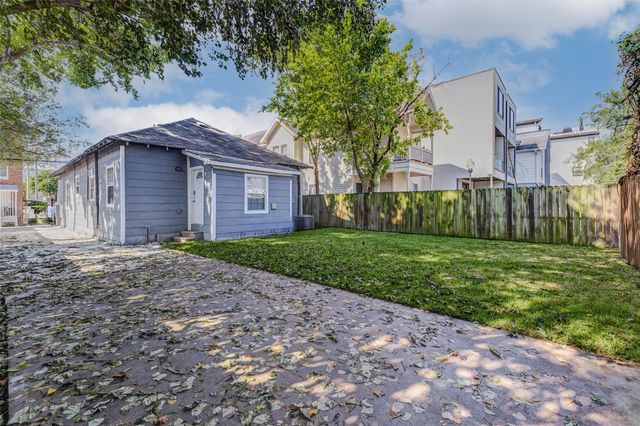 1606 Ruthven Street, Houston, TX 77019