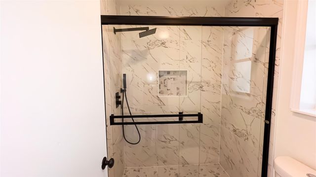 21710 Nickerton Ln, Spring, TX 77388