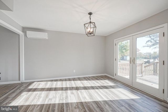 123 THIES RD, Sewell, NJ 08080