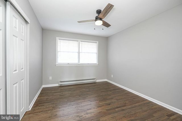 123 THIES RD, Sewell, NJ 08080