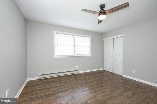 123 THIES RD, Sewell, NJ 08080
