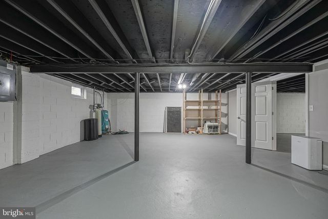 123 THIES RD, Sewell, NJ 08080