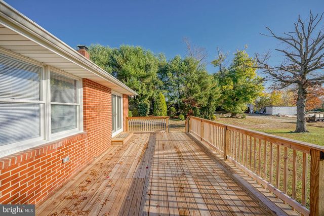 123 THIES RD, Sewell, NJ 08080