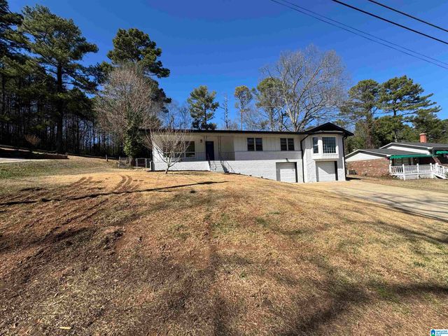 1416 29TH AVENUE N, Hueytown, AL 35023
