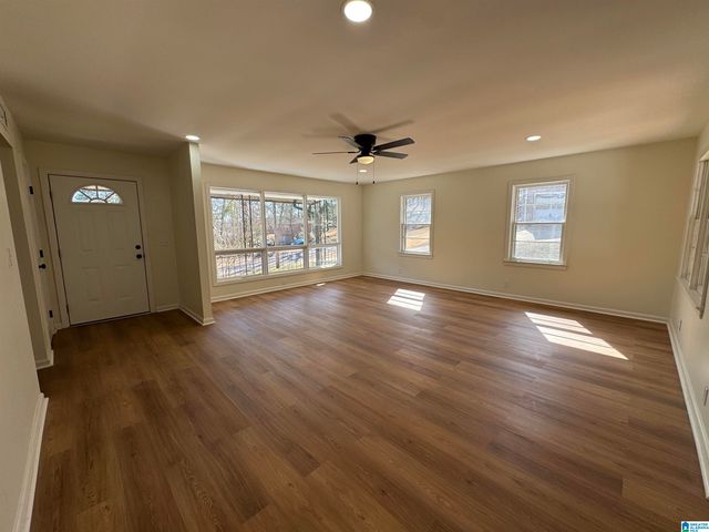 1416 29TH AVENUE N, Hueytown, AL 35023