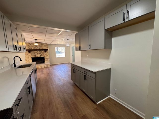 1416 29TH AVENUE N, Hueytown, AL 35023