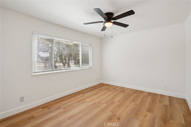 11813 Runnymede Street 27, North Hollywood, CA 91605