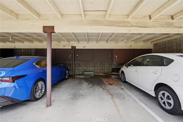 11813 Runnymede Street 27, North Hollywood, CA 91605